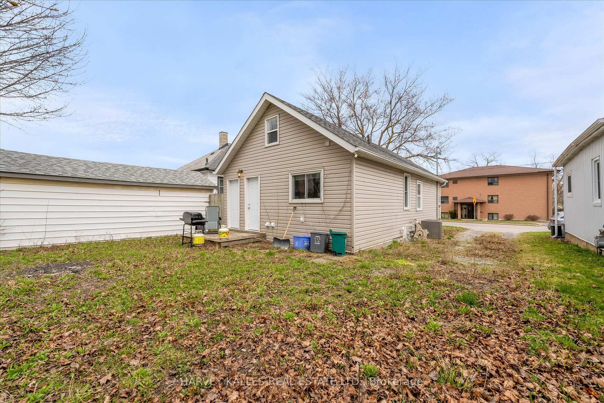 Photo 5 of 105 Ormond Street N, Thorold, Thorold Downtown — HOMEH