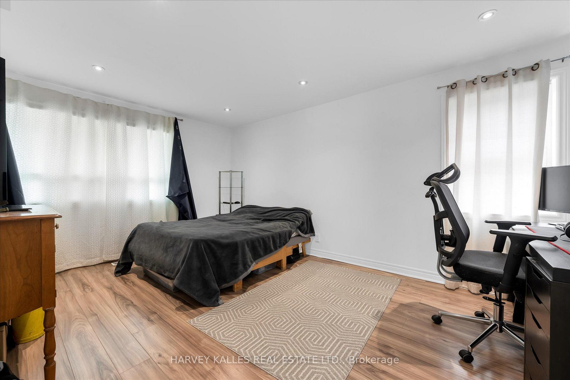Photo 10 of 105 Ormond Street N, Thorold, Thorold Downtown — HOMEH