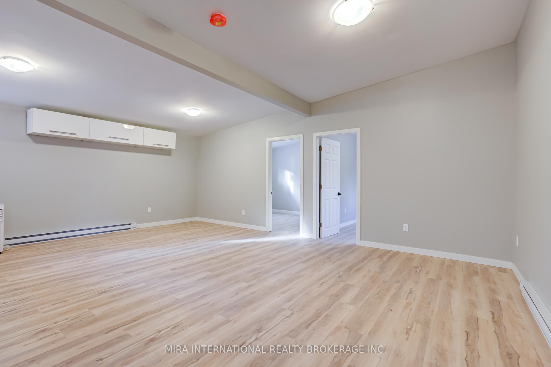 Photo 3 of Unit C, 105 Oak Avenue, Hamilton, Landsdale — HOMEH