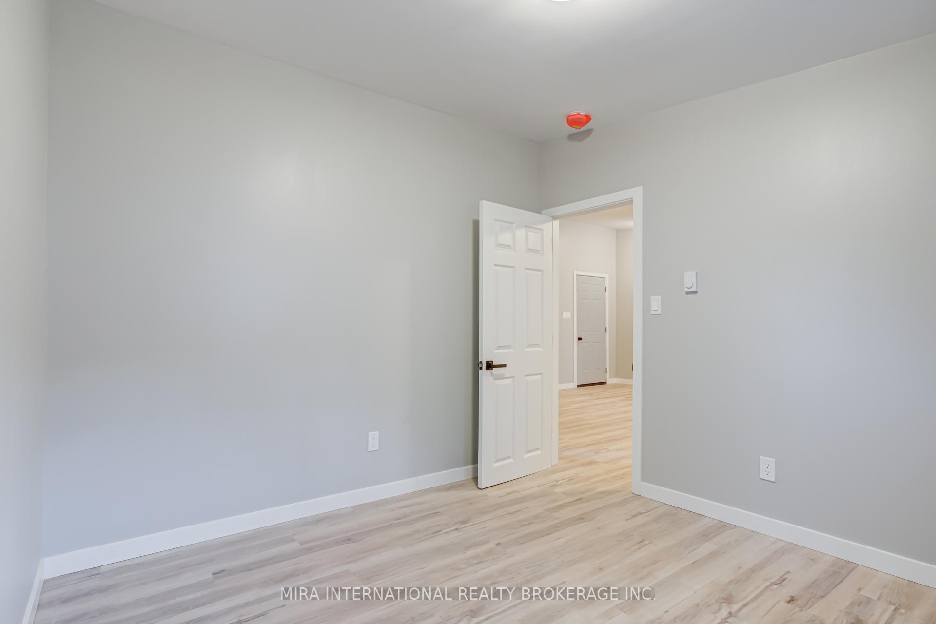 Photo 11 of Unit C, 105 Oak Avenue, Hamilton, Landsdale — HOMEH