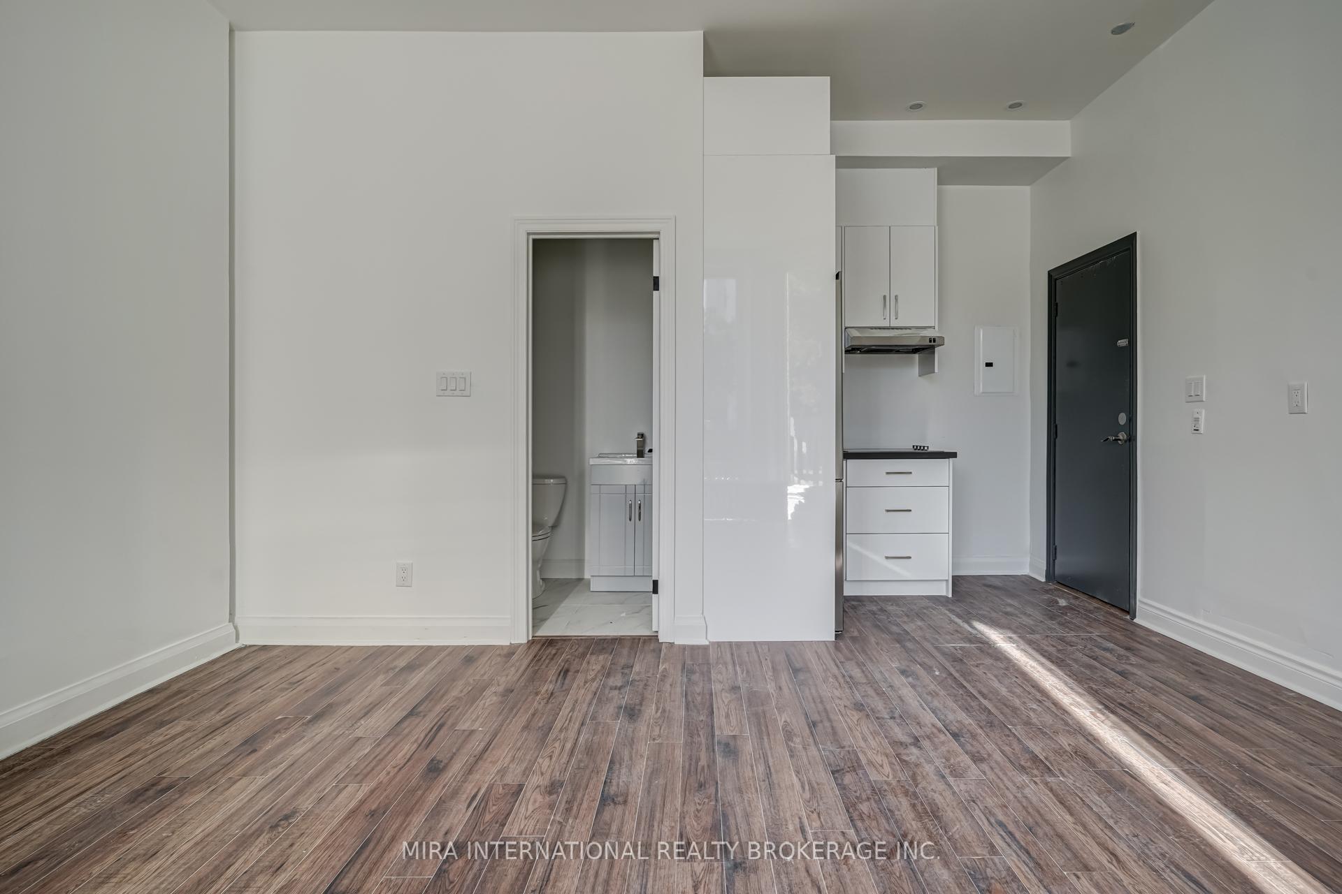 Photo 3 of Unit 101, 180 Sherbourne Street, Toronto, Moss Park — HOMEH