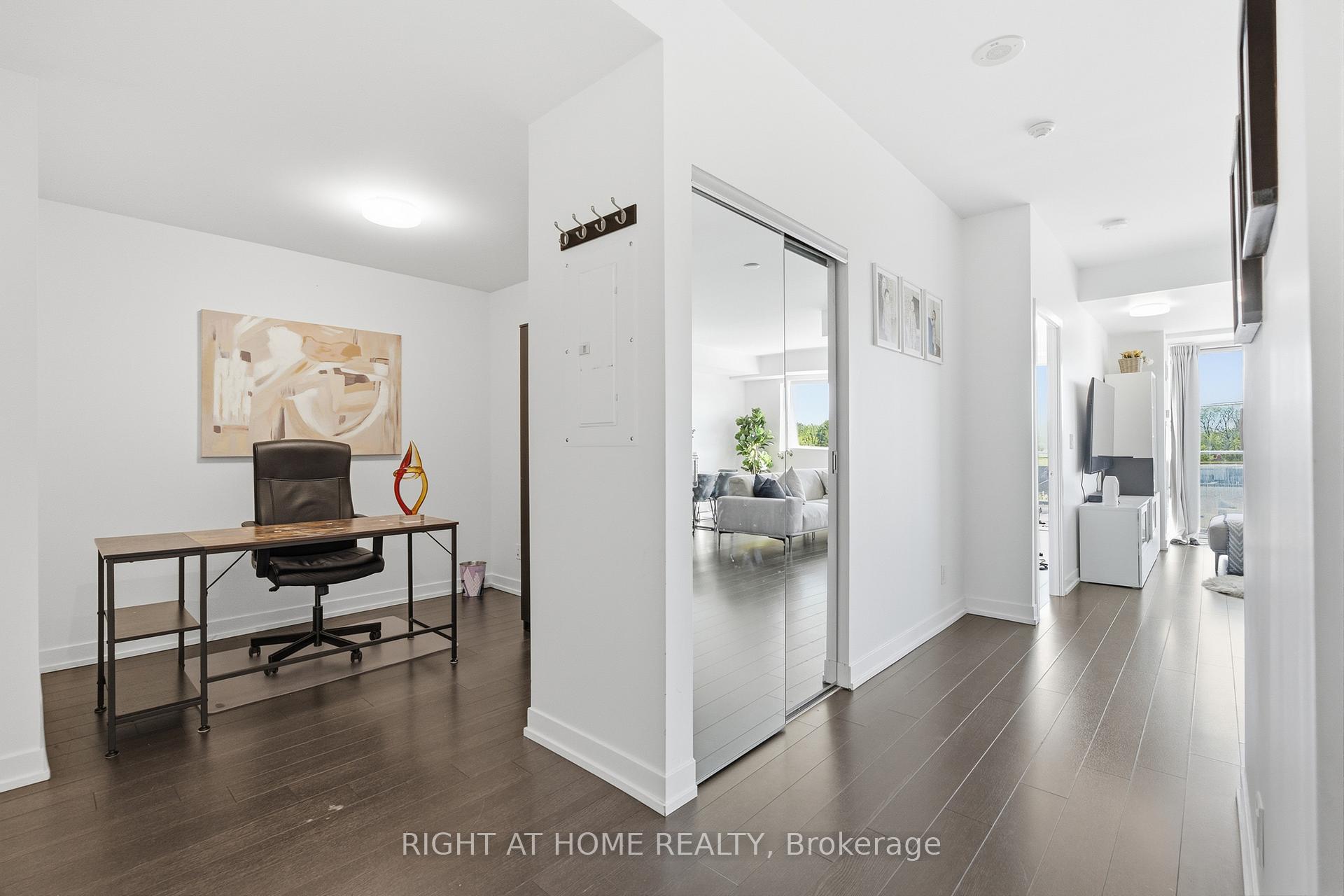 Photo 2 of Unit 411, 5101 Dundas Street W, Etobicoke, Islington-City Centre West — HOMEH