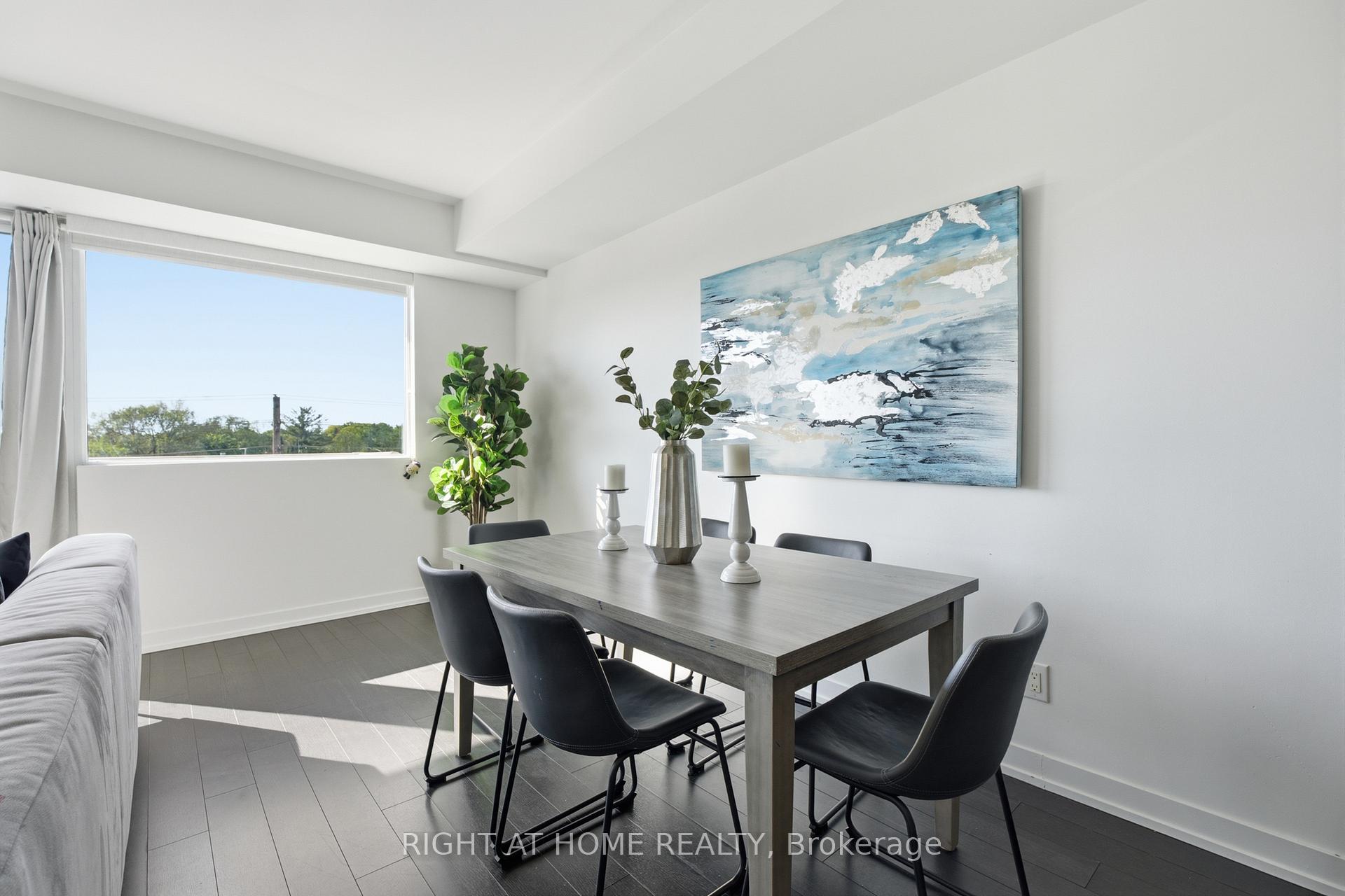 Photo 10 of Unit 411, 5101 Dundas Street W, Etobicoke, Islington-City Centre West — HOMEH