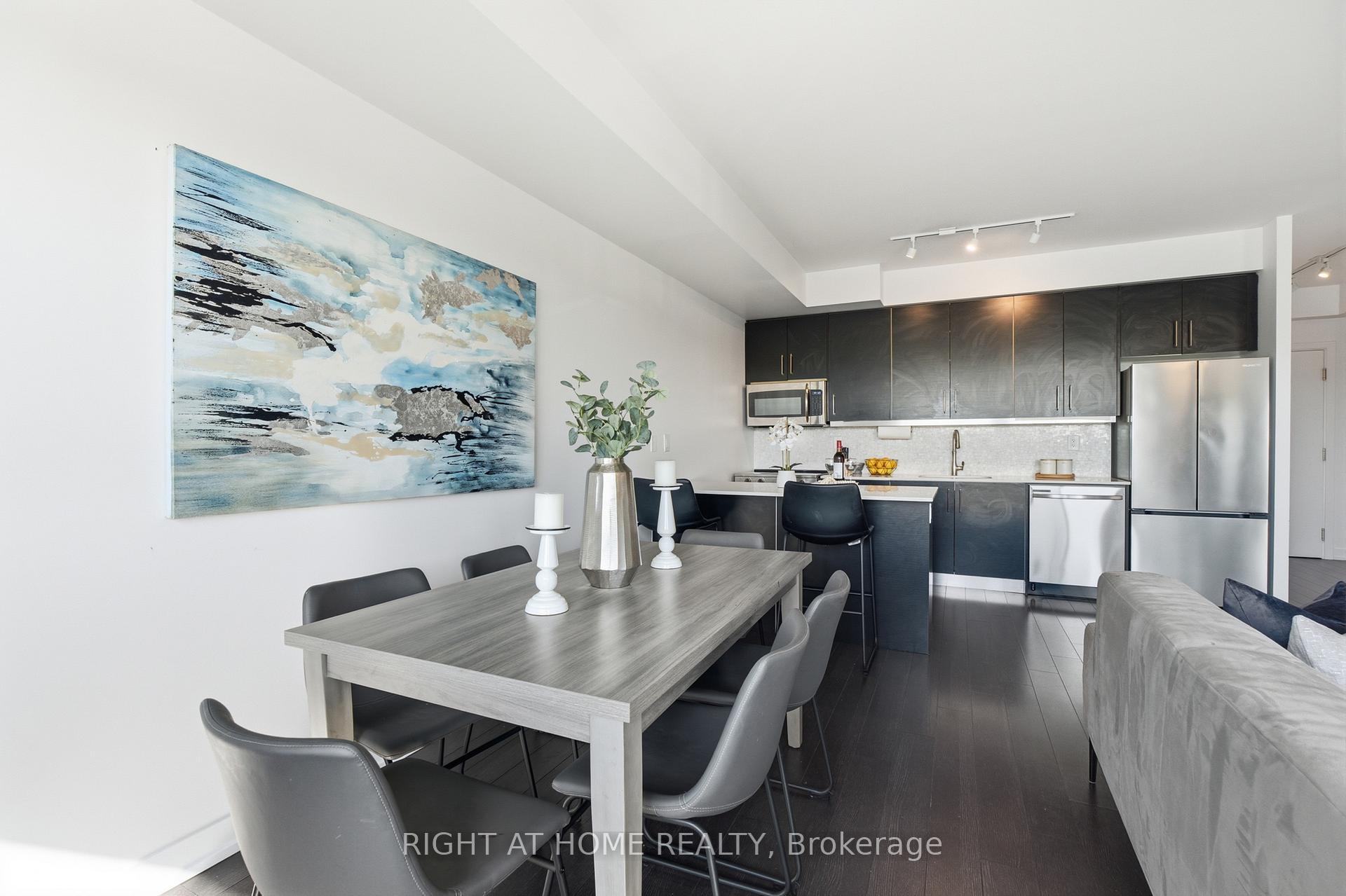 Photo 11 of Unit 411, 5101 Dundas Street W, Etobicoke, Islington-City Centre West — HOMEH