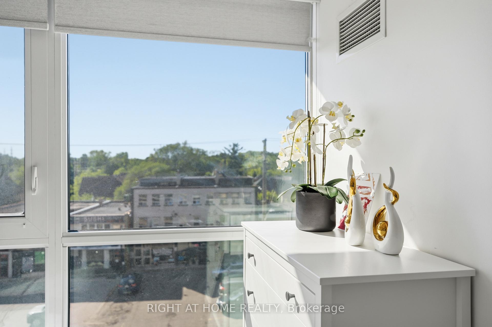 Photo 19 of Unit 411, 5101 Dundas Street W, Etobicoke, Islington-City Centre West — HOMEH