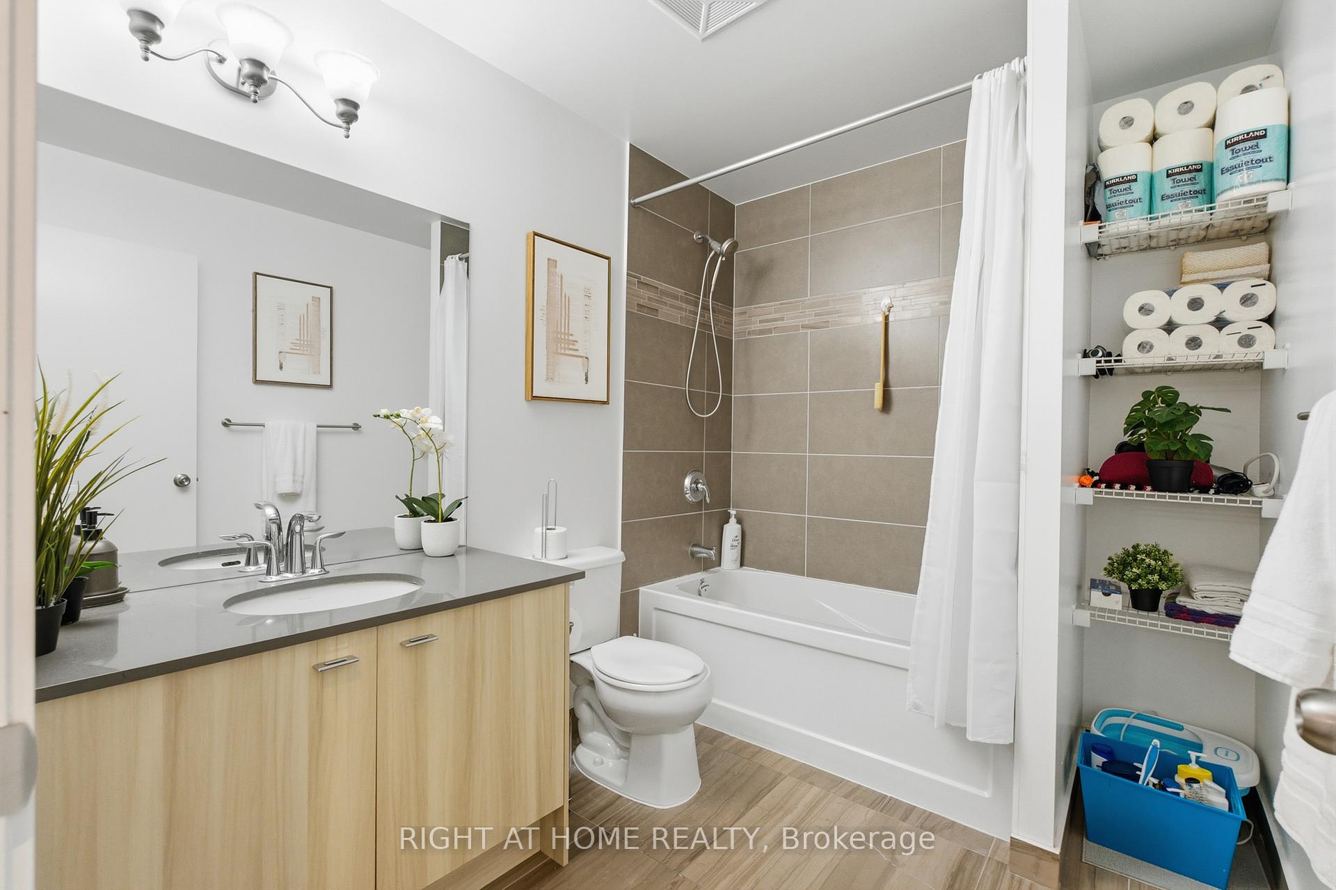 Photo 24 of Unit 411, 5101 Dundas Street W, Etobicoke, Islington-City Centre West — HOMEH