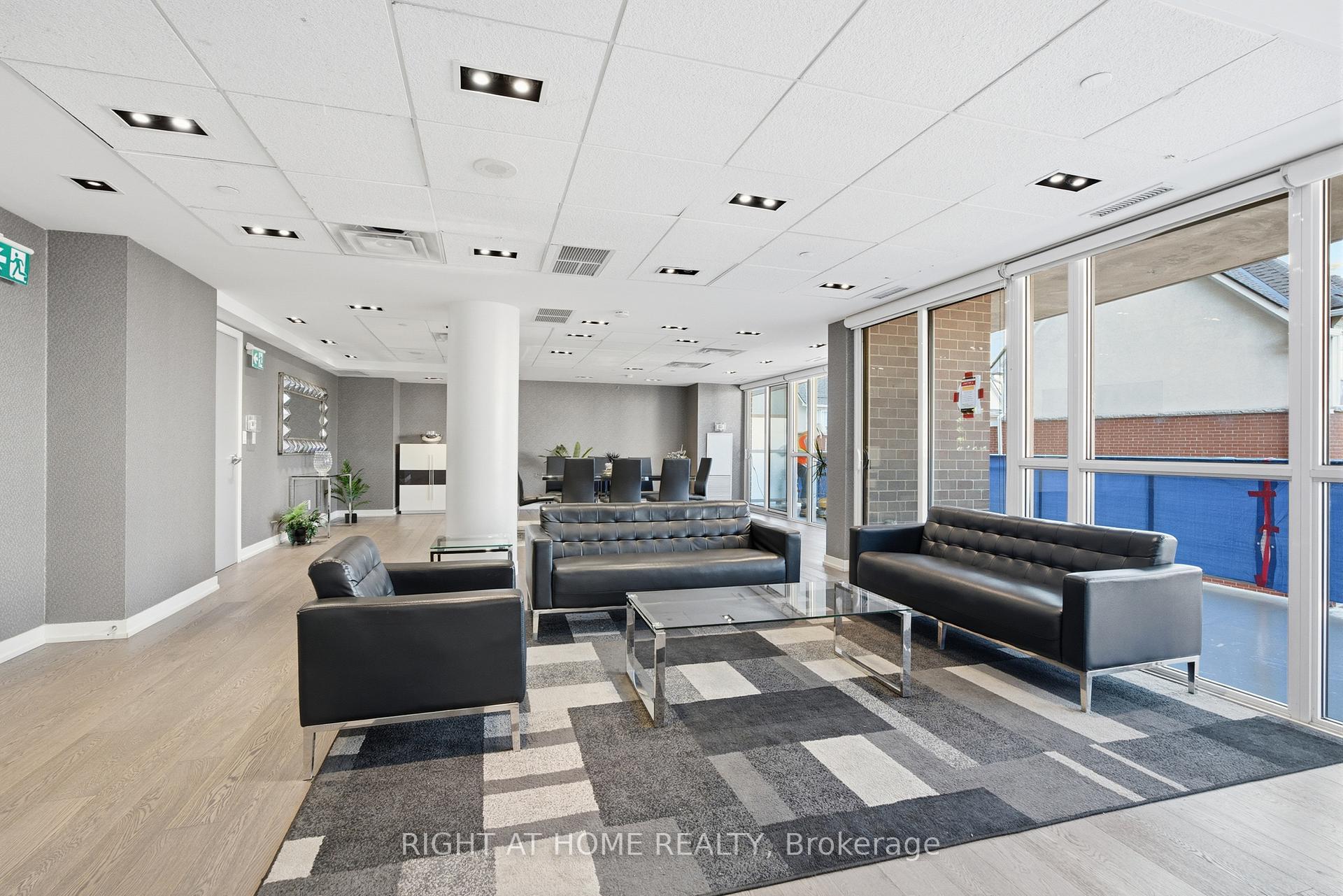 Photo 32 of Unit 411, 5101 Dundas Street W, Etobicoke, Islington-City Centre West — HOMEH
