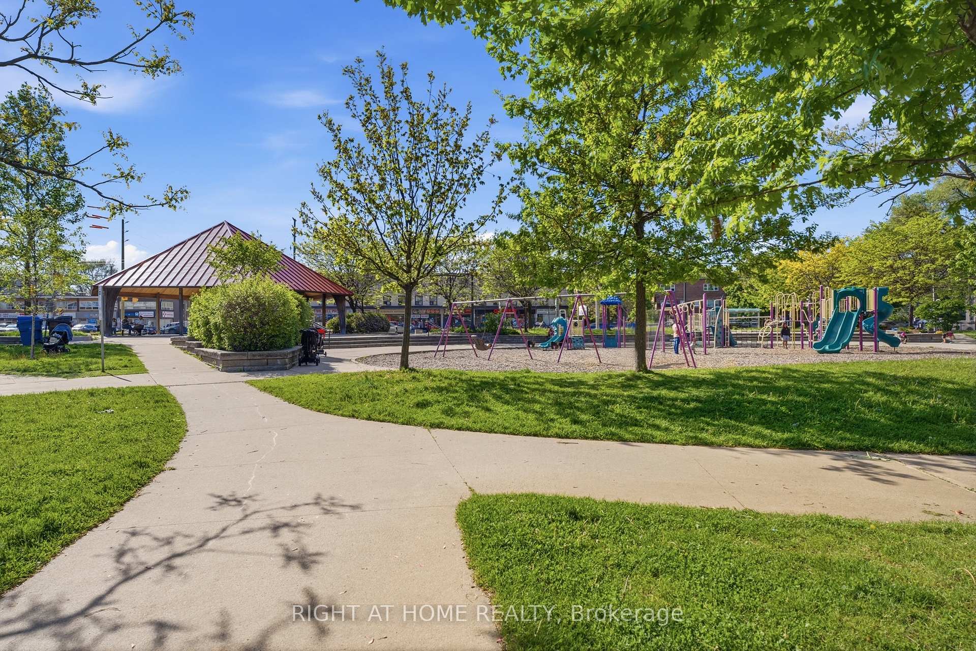 Photo 34 of Unit 411, 5101 Dundas Street W, Etobicoke, Islington-City Centre West — HOMEH