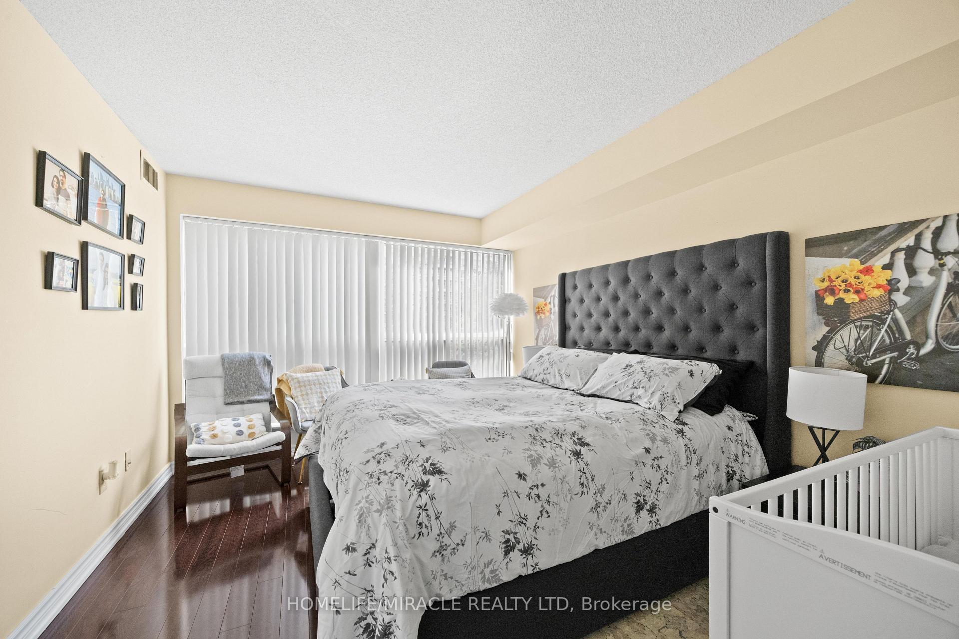 Photo 24 of Unit 406, 325 Webb Drive, Mississauga, City Centre — HOMEH