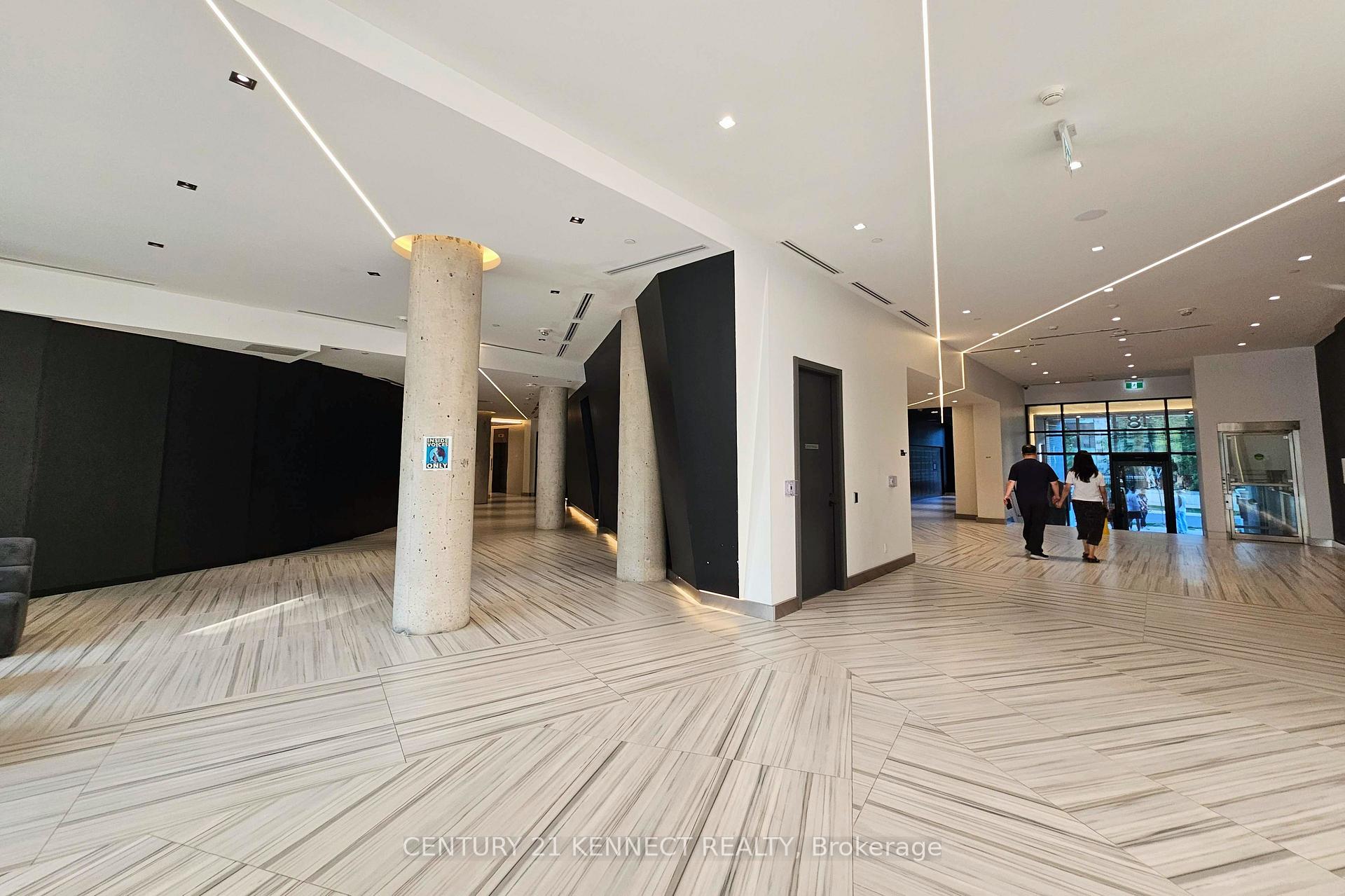 Photo 4 of Unit 509, 18 Water Walk Drive, Markham, Unionville — HOMEH