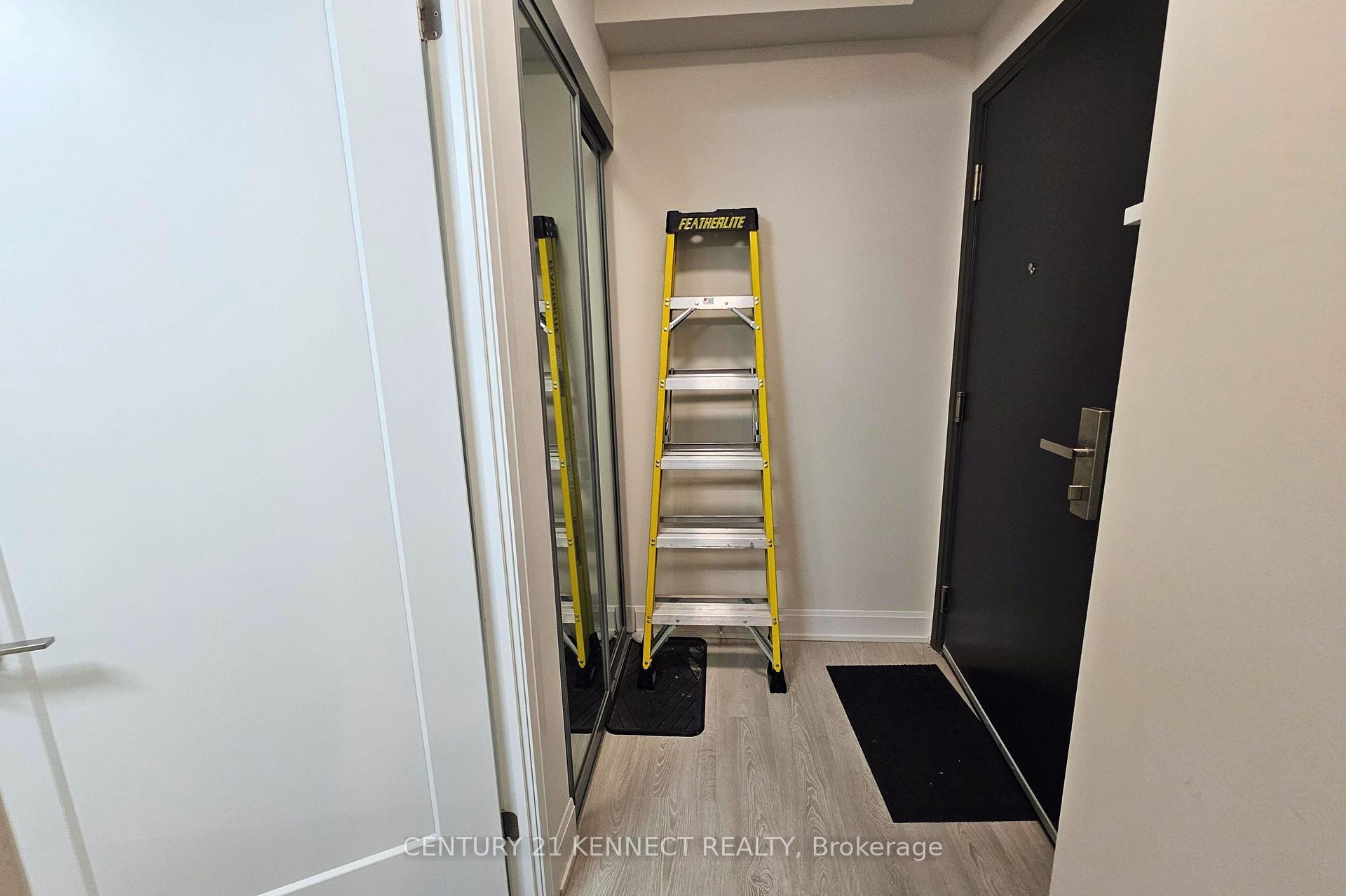 Photo 10 of Unit 509, 18 Water Walk Drive, Markham, Unionville — HOMEH