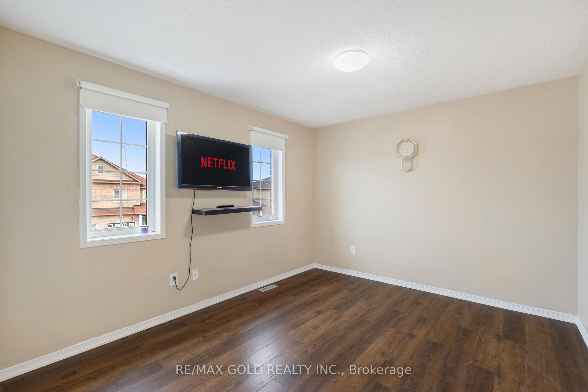 Photo 24 of 54 Sugarberry Drive, Brampton, Credit Valley — HOMEH