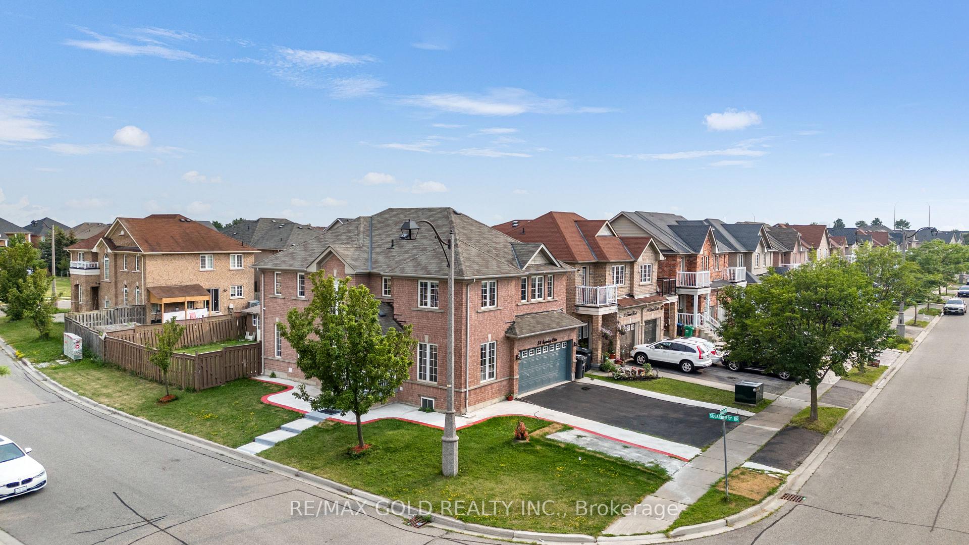 Photo 38 of 54 Sugarberry Drive, Brampton, Credit Valley — HOMEH