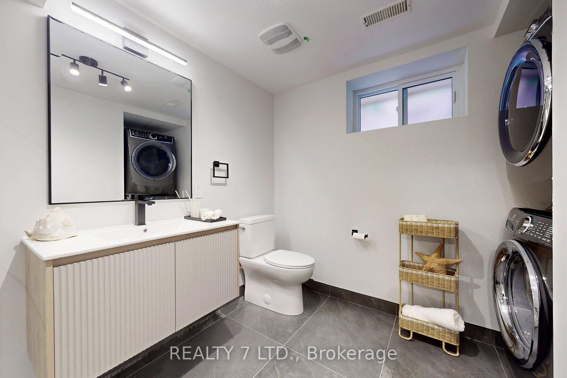 Photo 34 of 776 Garth Street, Hamilton, Westcliffe — HOMEH
