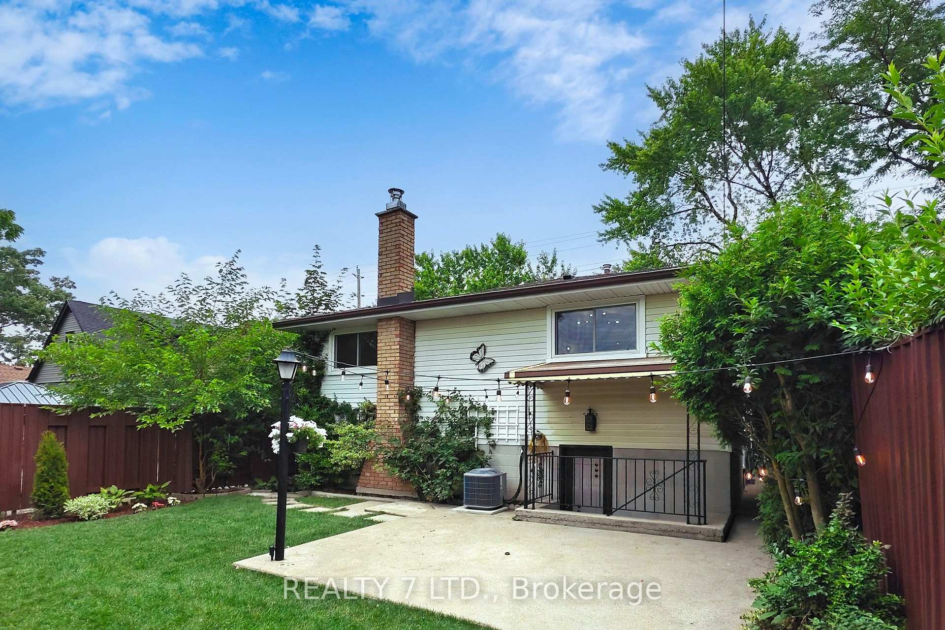 Photo 42 of 776 Garth Street, Hamilton, Westcliffe — HOMEH