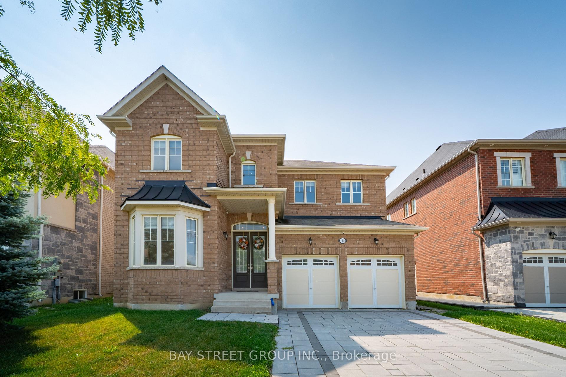 Photo 1 of 31 Woodgate Pines Drive, Vaughan, Kleinburg — HOMEH