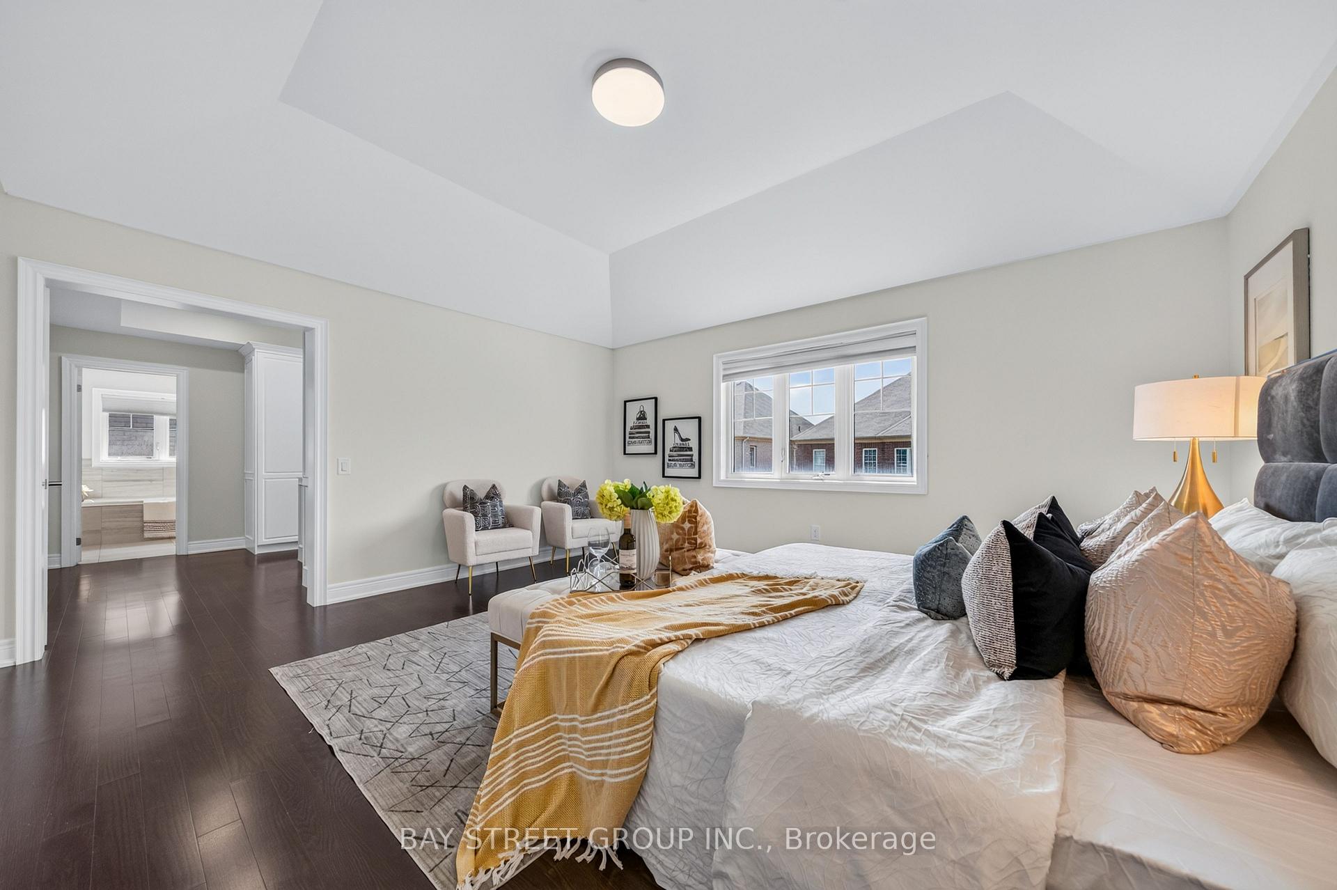 Photo 30 of 31 Woodgate Pines Drive, Vaughan, Kleinburg — HOMEH