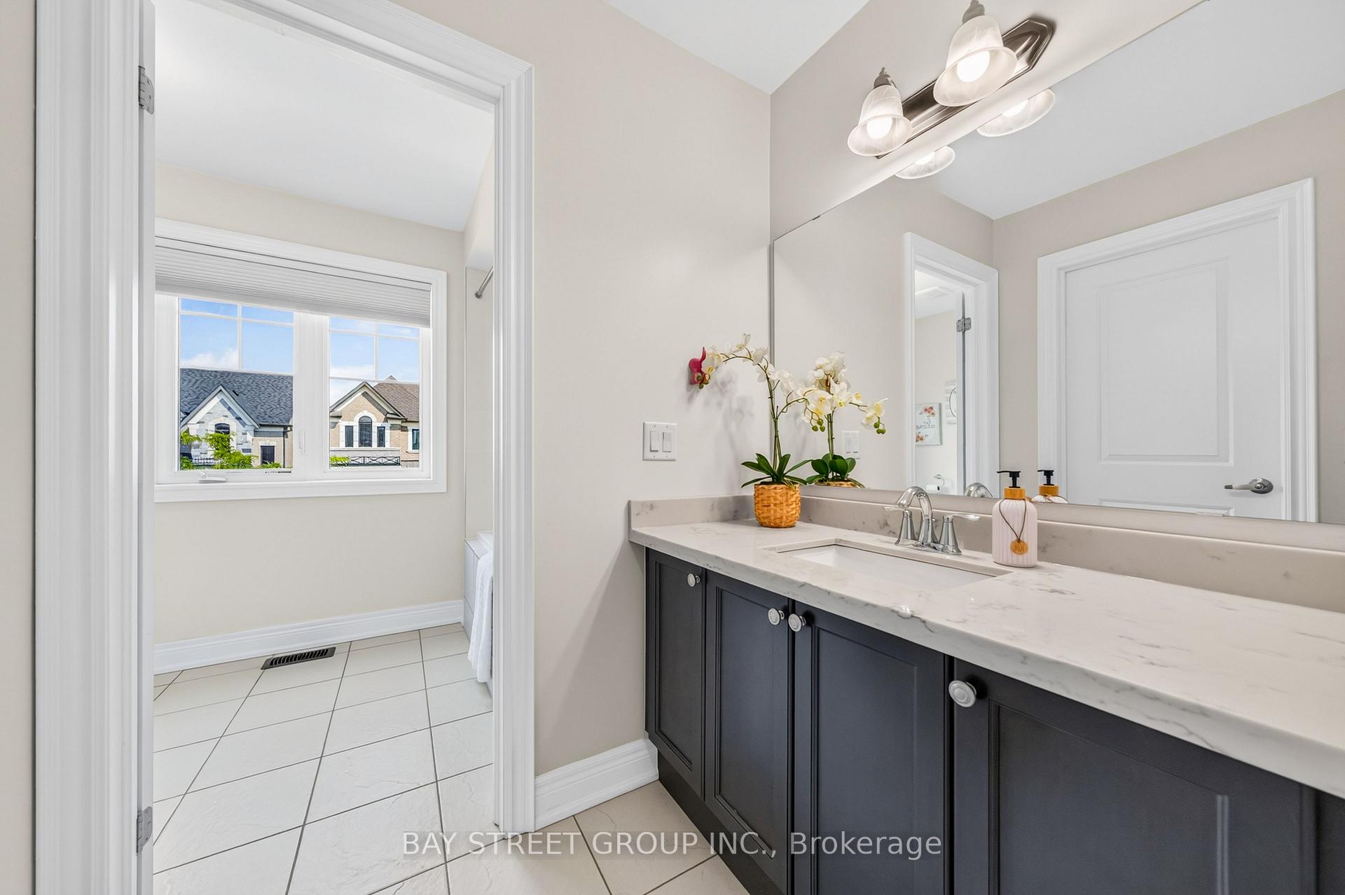 Photo 33 of 31 Woodgate Pines Drive, Vaughan, Kleinburg — HOMEH