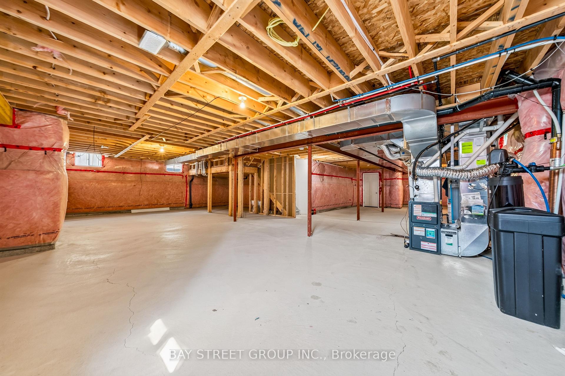 Photo 38 of 31 Woodgate Pines Drive, Vaughan, Kleinburg — HOMEH