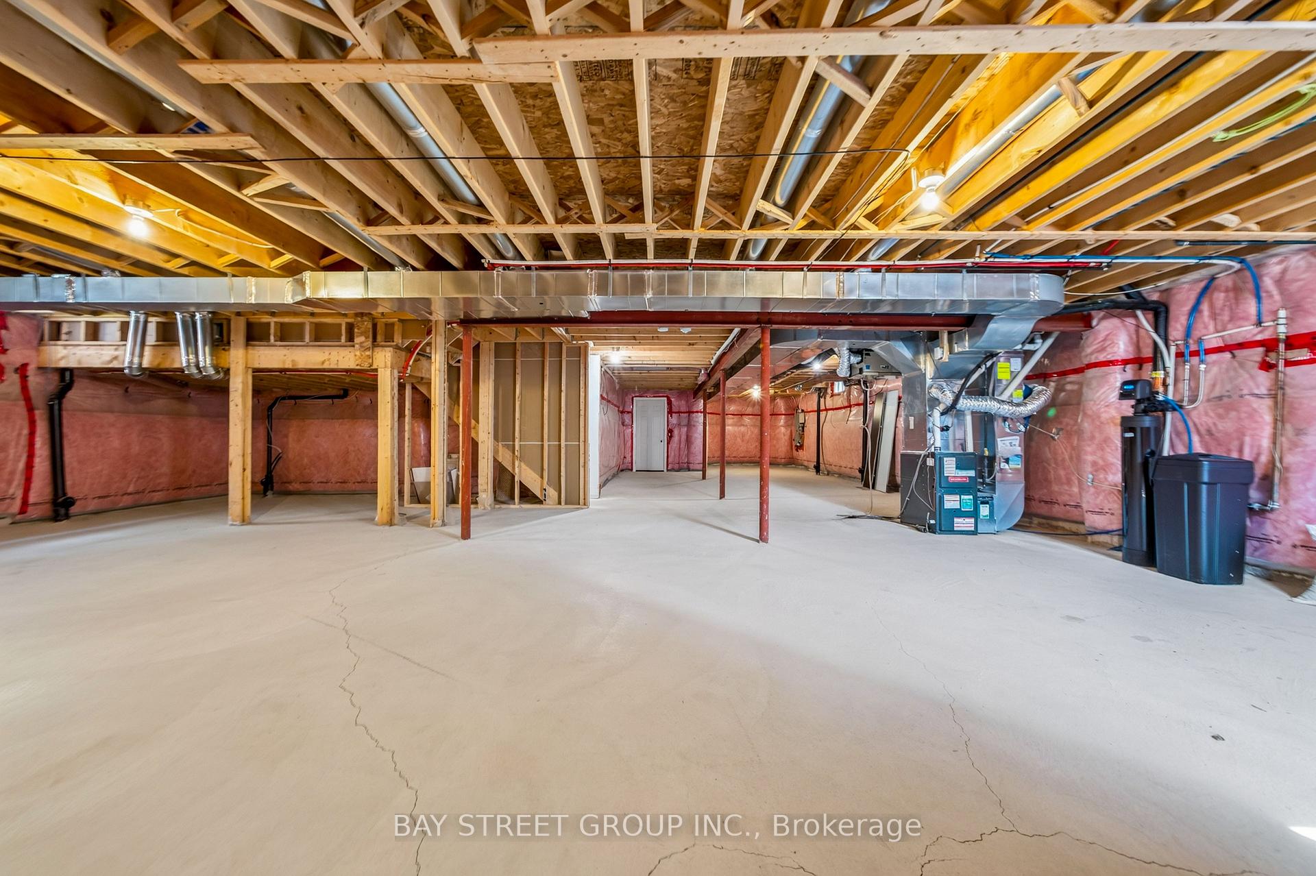 Photo 39 of 31 Woodgate Pines Drive, Vaughan, Kleinburg — HOMEH