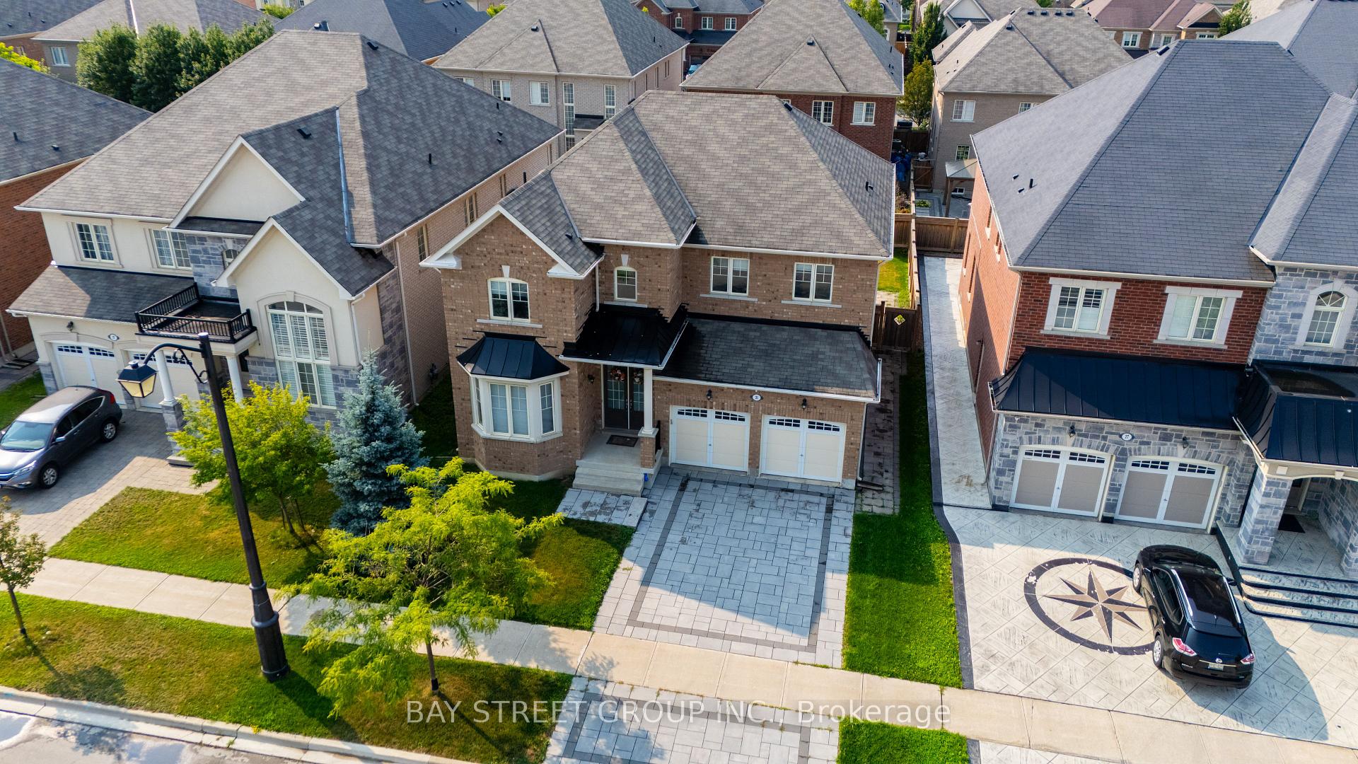 Photo 46 of 31 Woodgate Pines Drive, Vaughan, Kleinburg — HOMEH