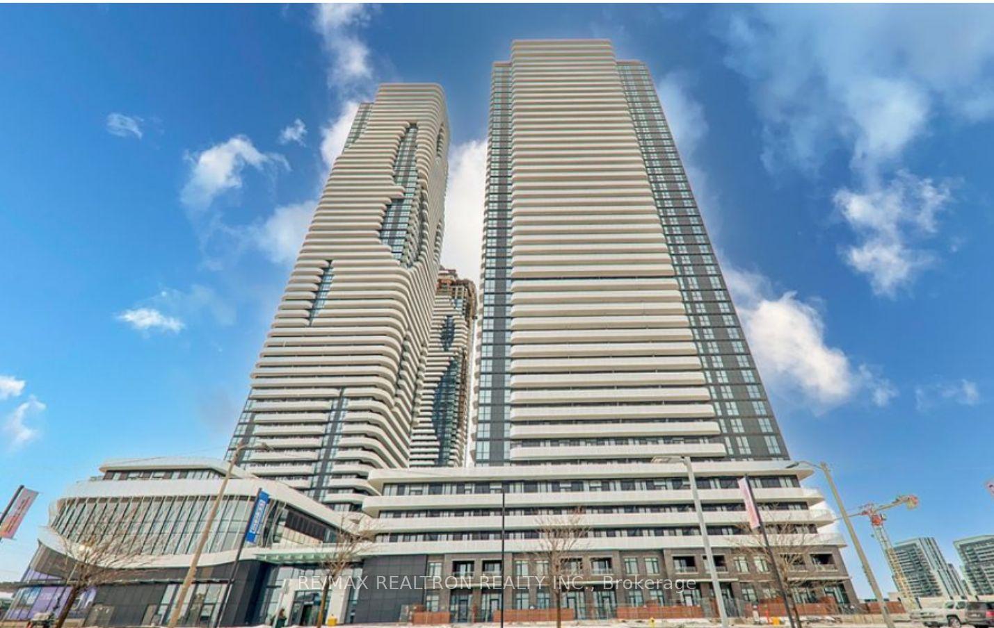 Front of Unit #1006 R1, 195 Commerce St