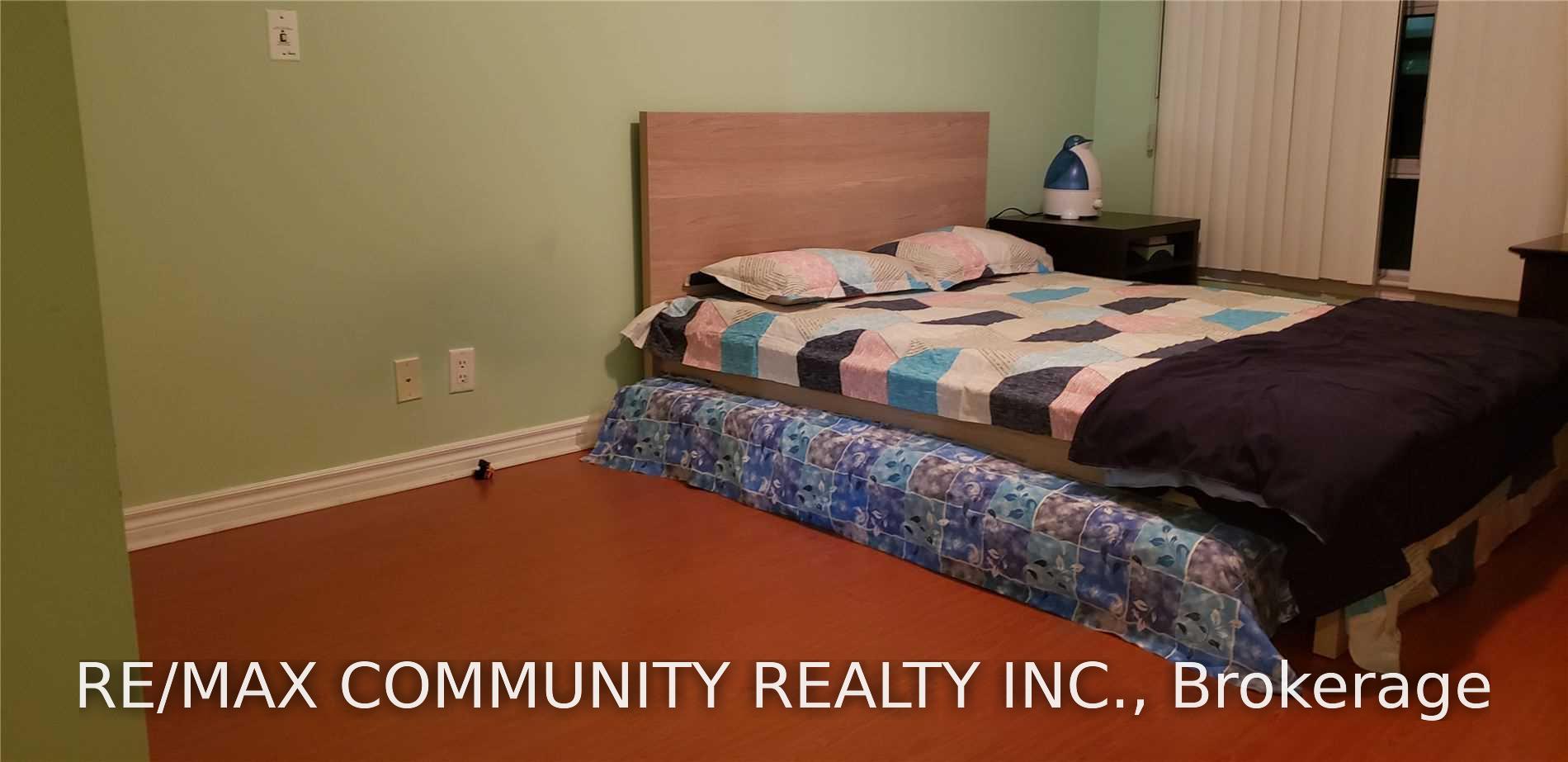 Photo 7 of Unit 304, 1 Elm Drive W, Mississauga, City Centre — HOMEH