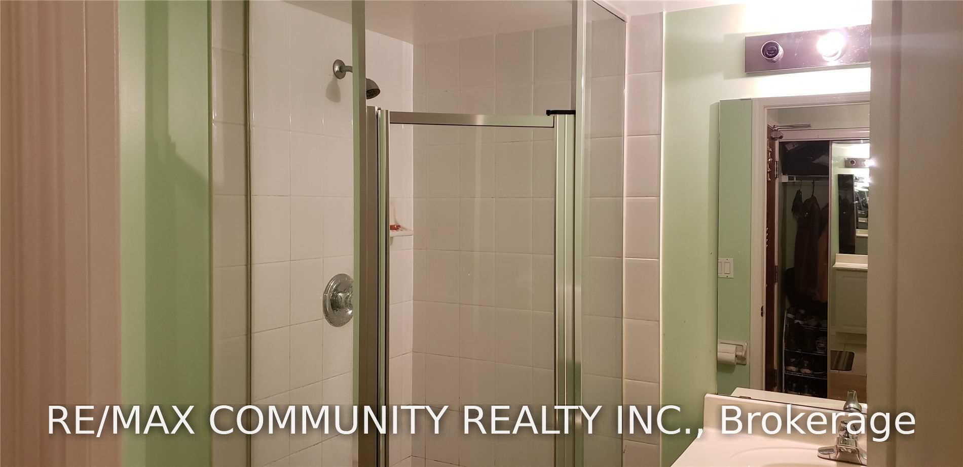 Photo 9 of Unit 304, 1 Elm Drive W, Mississauga, City Centre — HOMEH