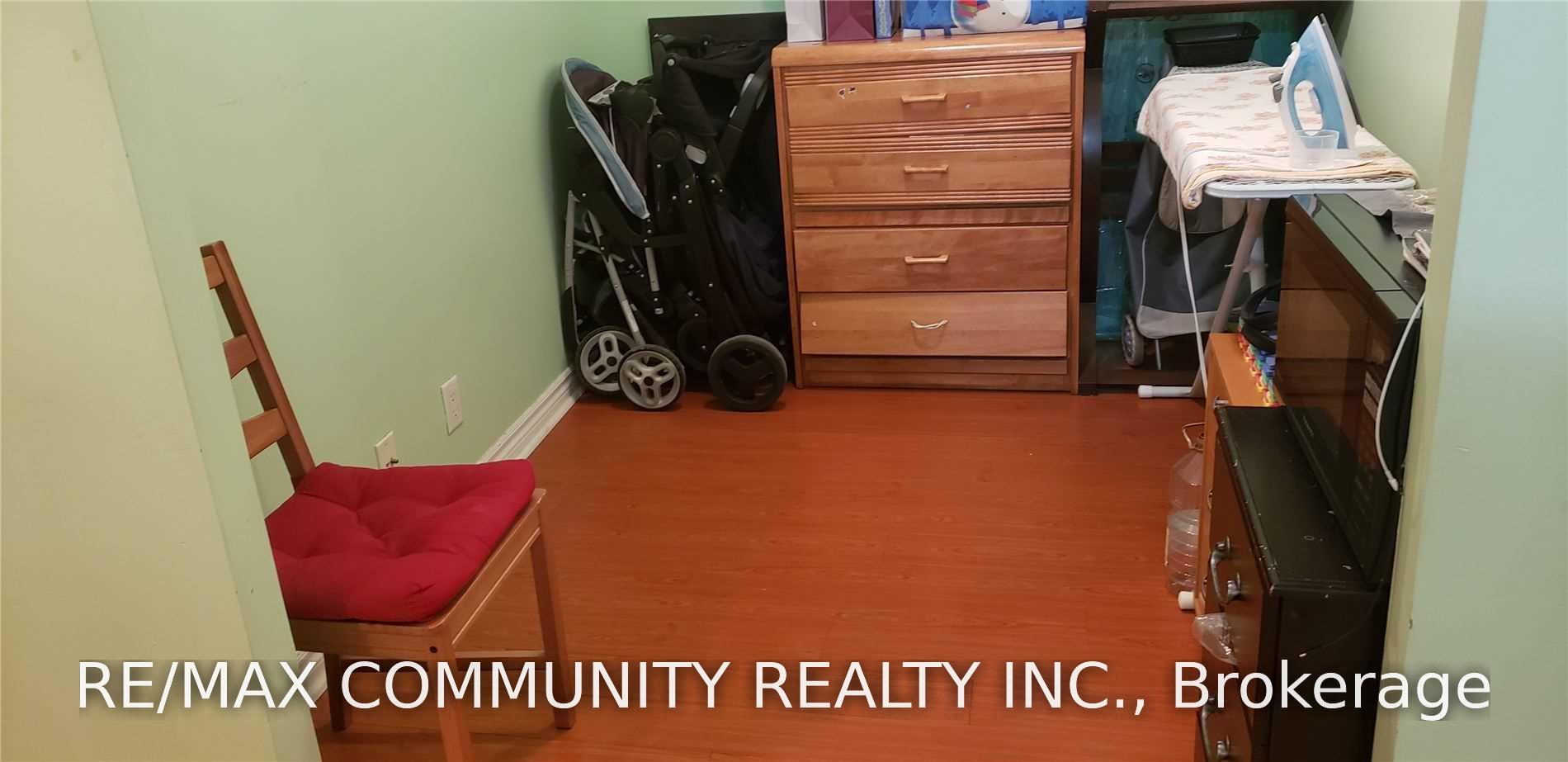 Photo 11 of Unit 304, 1 Elm Drive W, Mississauga, City Centre — HOMEH