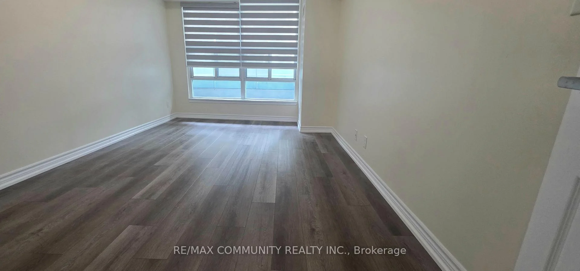 Photo 16 of Unit 304, 1 Elm Drive W, Mississauga, City Centre — HOMEH
