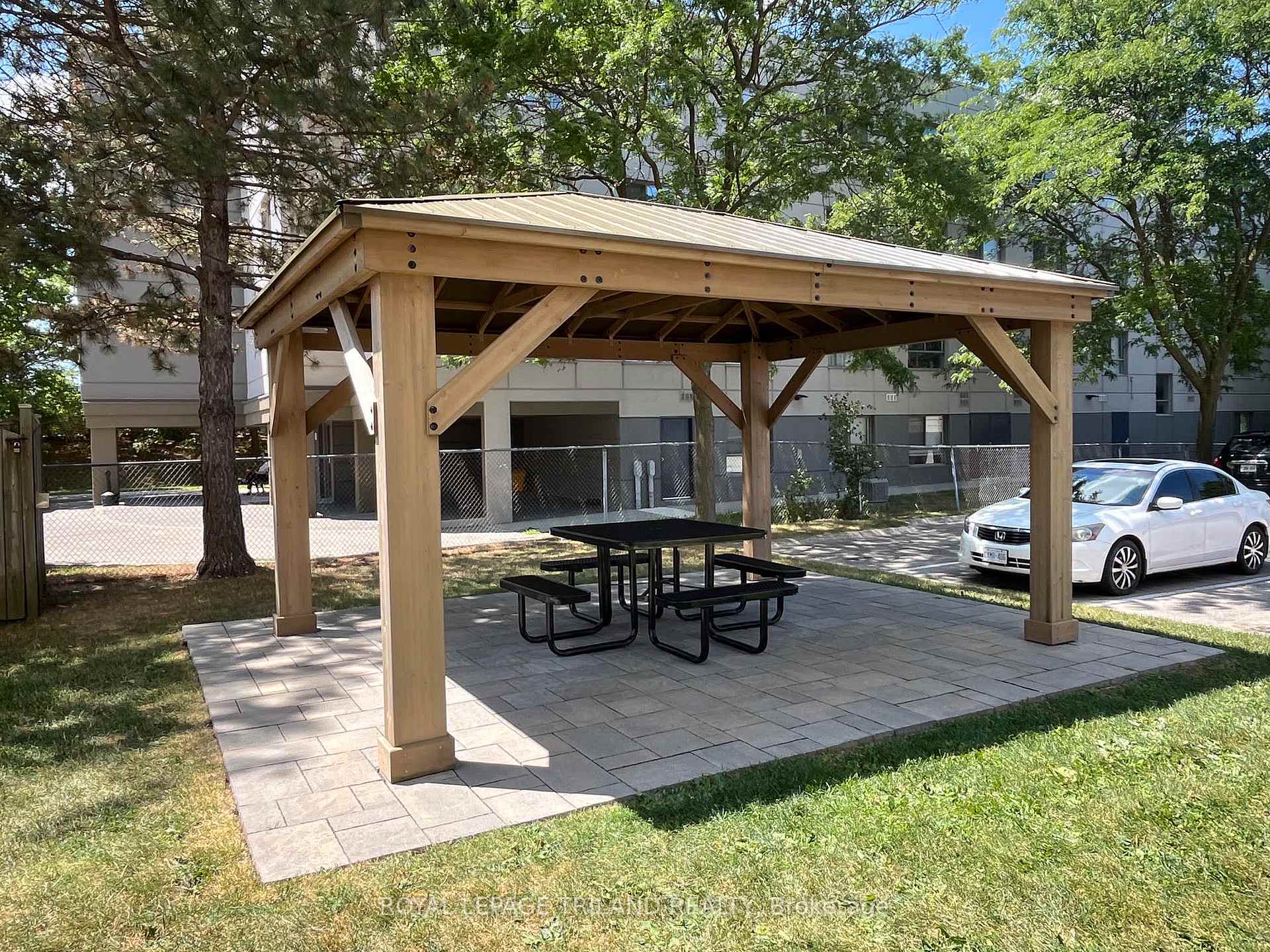 Photo 40 of Unit 505, 333 Commissioners Road W, London, South D — HOMEH
