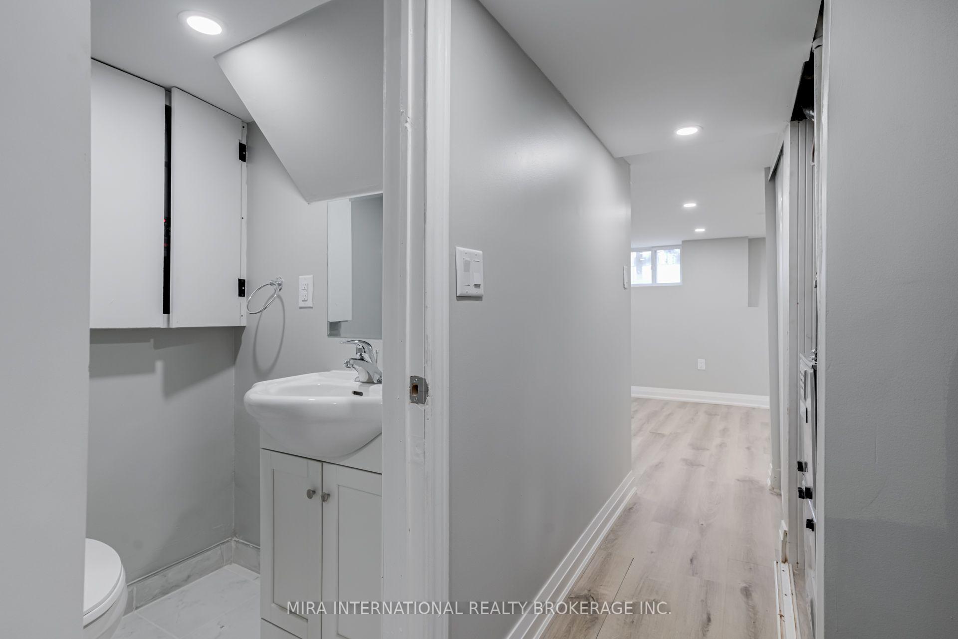 Photo 4 of Unit C, 495 Ferguson Avenue, Hamilton, North End — HOMEH