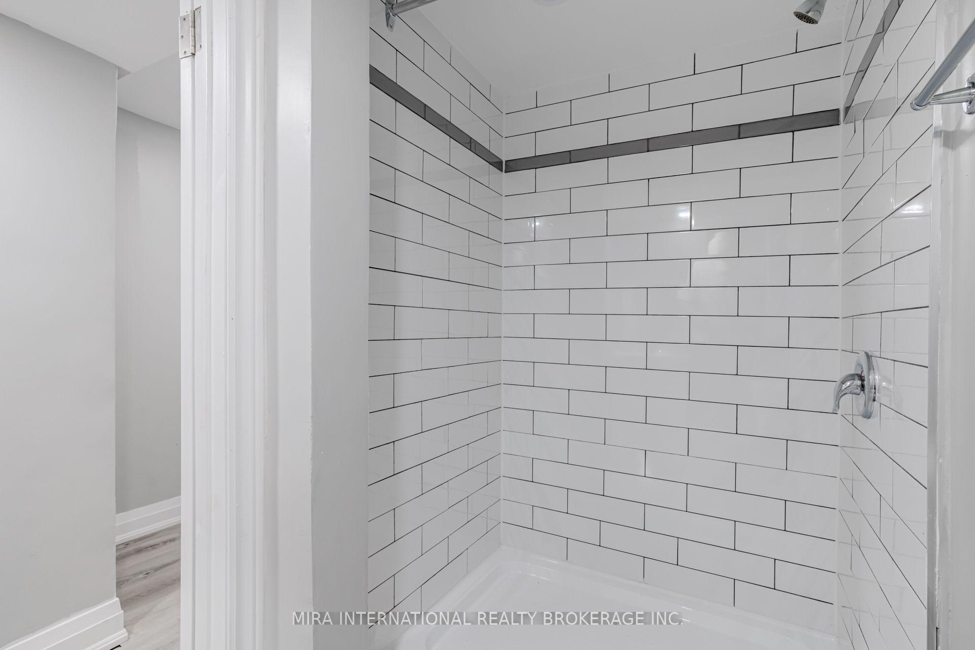 Photo 5 of Unit C, 495 Ferguson Avenue, Hamilton, North End — HOMEH
