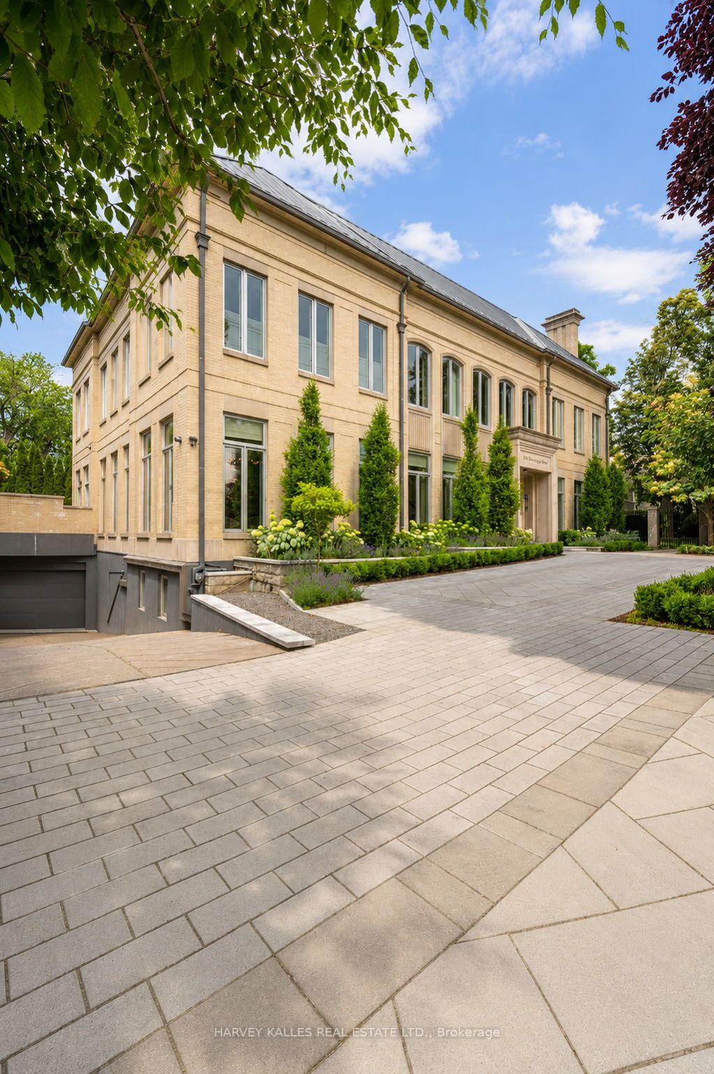 Photo 5 of 139 Dunvegan Road, Toronto, Forest Hill South — HOMEH