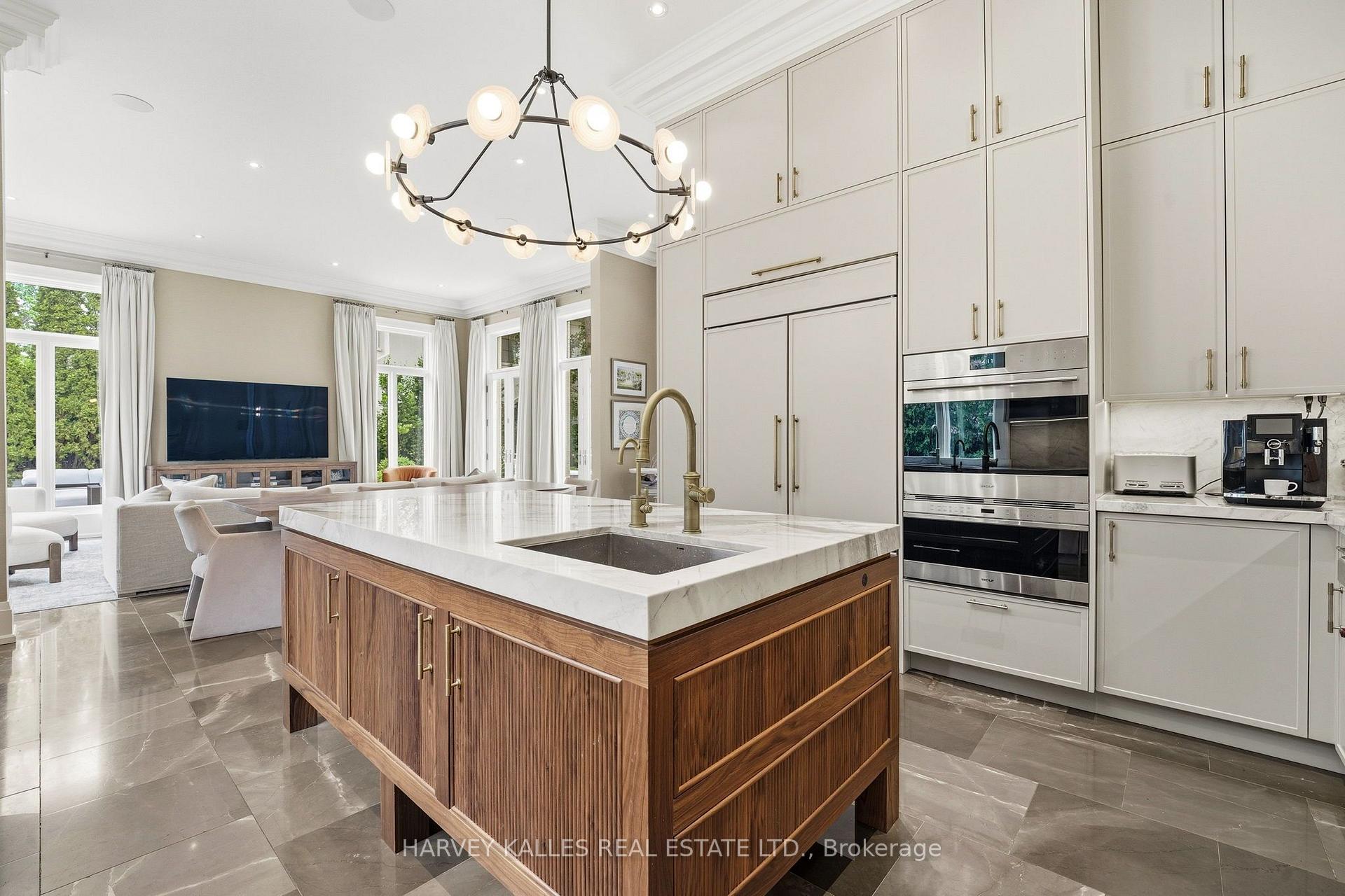 Photo 12 of 139 Dunvegan Road, Toronto, Forest Hill South — HOMEH