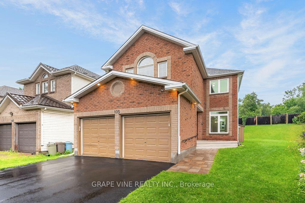 Photo 2 of 105 Rowallen Place, Ottawa, Hunt Club Park/Greenboro — HOMEH