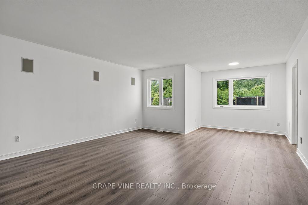 Photo 18 of 105 Rowallen Place, Ottawa, Hunt Club Park/Greenboro — HOMEH
