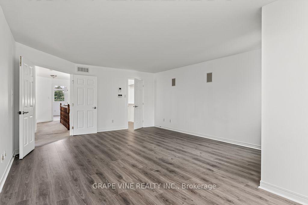 Photo 20 of 105 Rowallen Place, Ottawa, Hunt Club Park/Greenboro — HOMEH