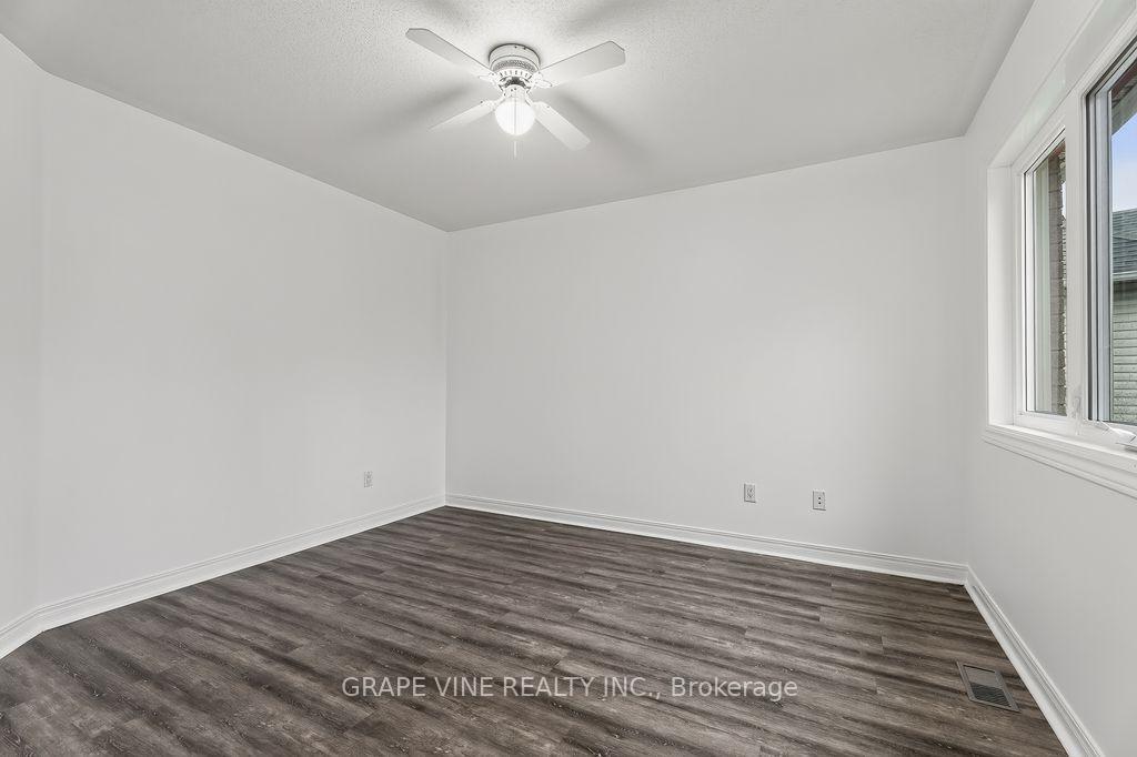 Photo 22 of 105 Rowallen Place, Ottawa, Hunt Club Park/Greenboro — HOMEH