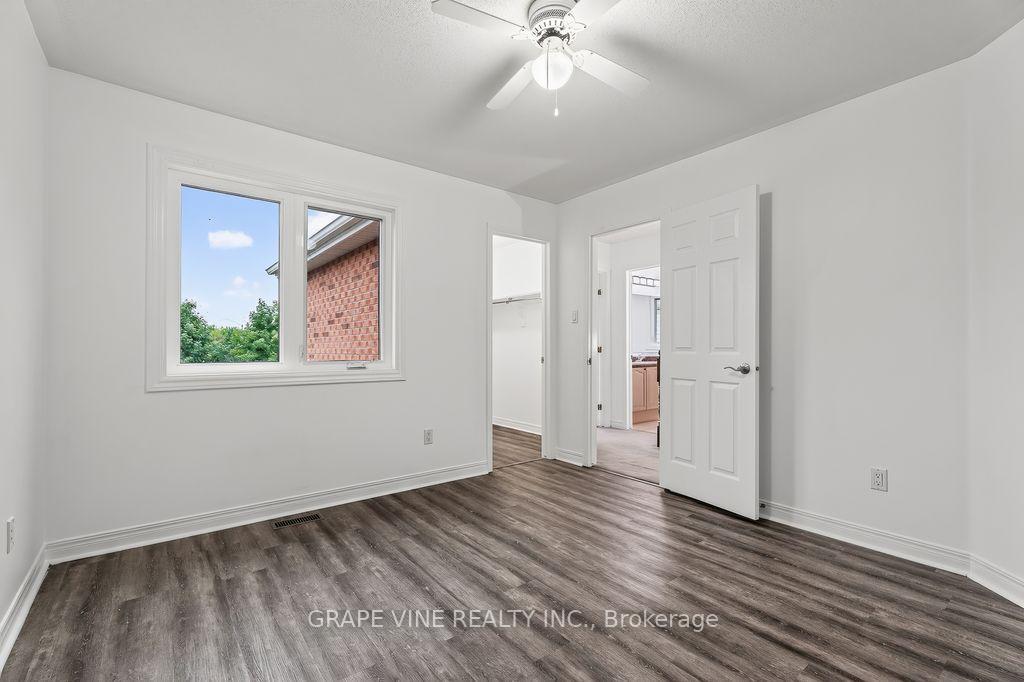 Photo 26 of 105 Rowallen Place, Ottawa, Hunt Club Park/Greenboro — HOMEH