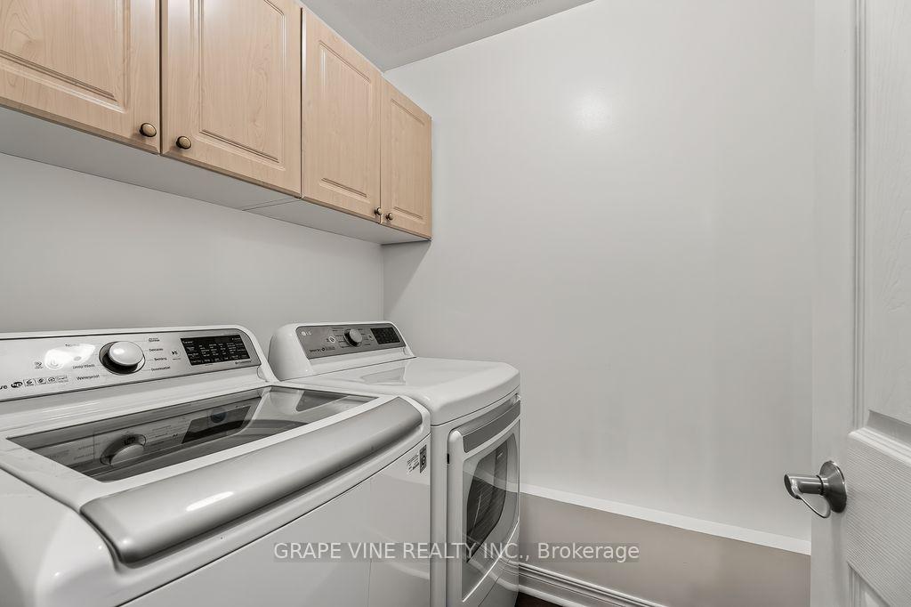 Photo 28 of 105 Rowallen Place, Ottawa, Hunt Club Park/Greenboro — HOMEH