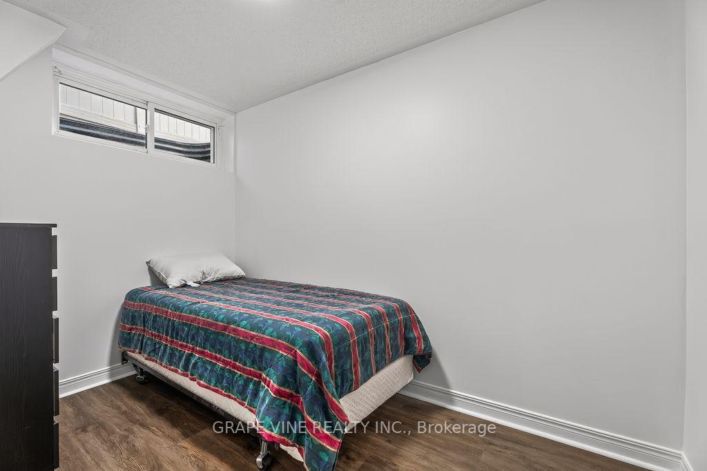 Photo 31 of 105 Rowallen Place, Ottawa, Hunt Club Park/Greenboro — HOMEH