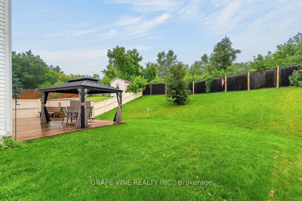 Photo 37 of 105 Rowallen Place, Ottawa, Hunt Club Park/Greenboro — HOMEH