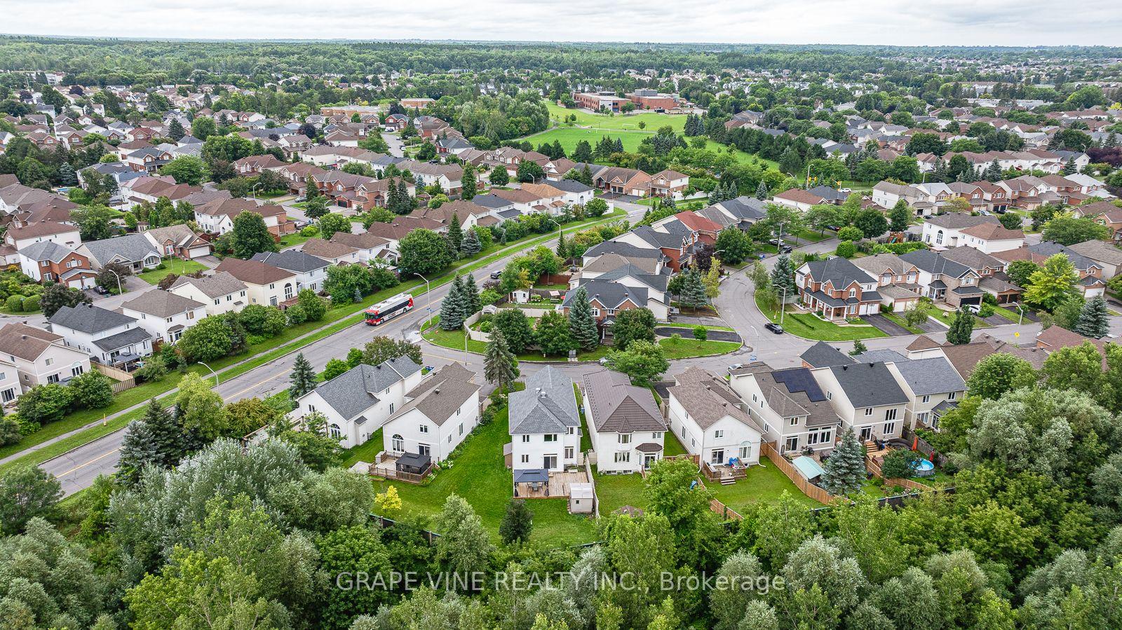 Photo 39 of 105 Rowallen Place, Ottawa, Hunt Club Park/Greenboro — HOMEH