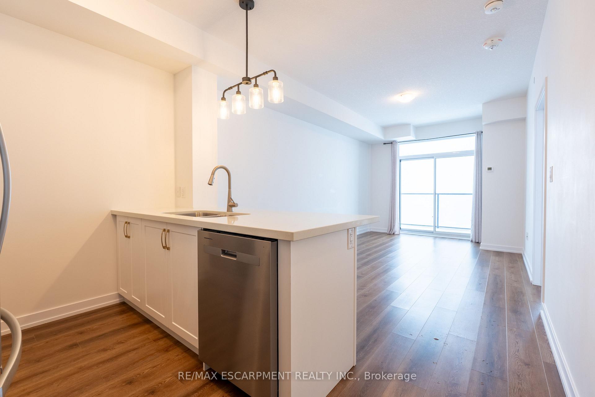 Photo 14 of Unit 801, 450 Dundas Street E, Hamilton, Waterdown — HOMEH