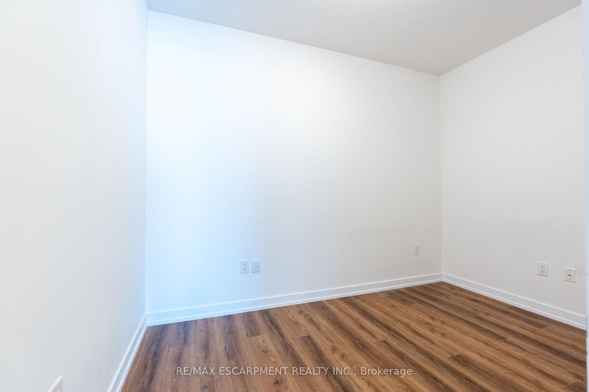 Photo 20 of Unit 801, 450 Dundas Street E, Hamilton, Waterdown — HOMEH