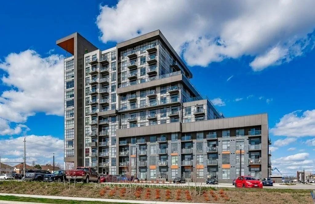Photo 2 of Unit 801, 450 Dundas Street E, Hamilton, Waterdown — HOMEH