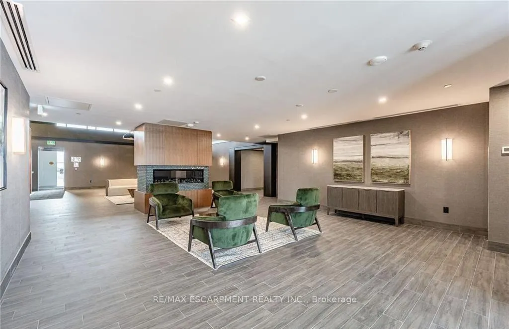 Photo 25 of Unit 801, 450 Dundas Street E, Hamilton, Waterdown — HOMEH