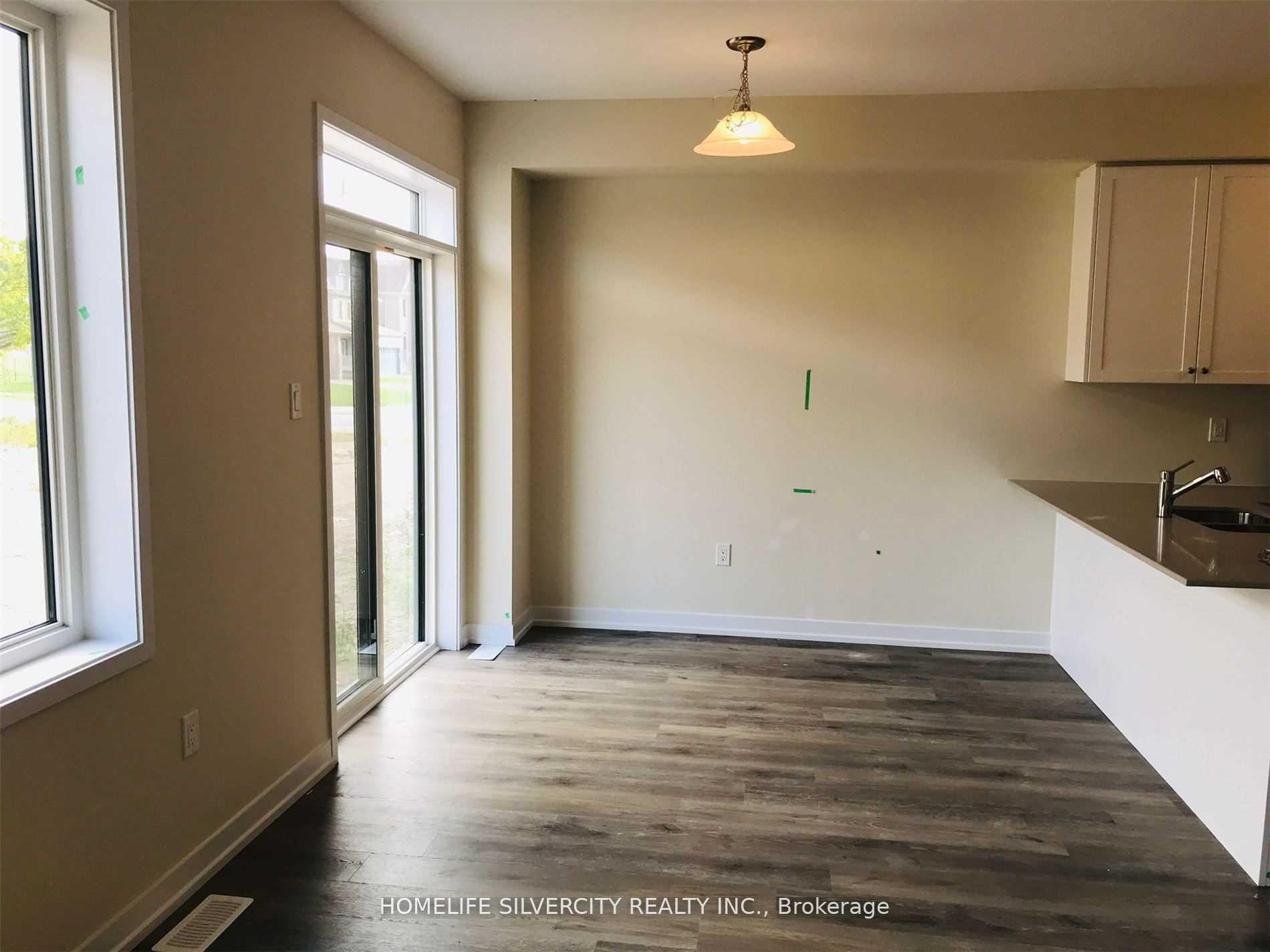 Photo 4 of Unit 34, 7789 Kalar Road, Niagara Falls, Brown — HOMEH