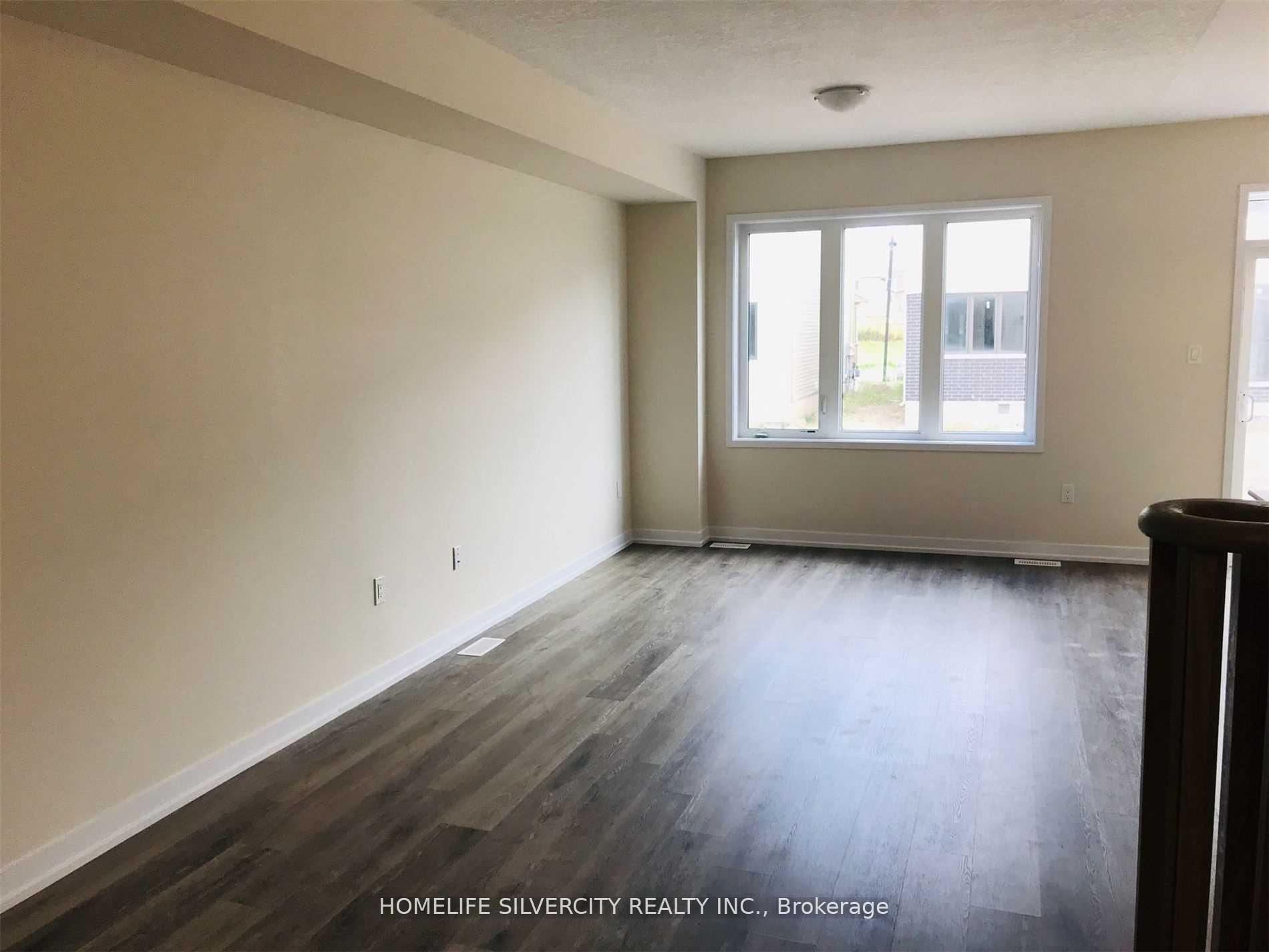 Photo 6 of Unit 34, 7789 Kalar Road, Niagara Falls, Brown — HOMEH